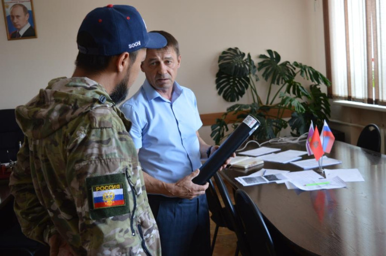 Мобилизованному из Ужурского района была вручена посылка, с приборами, необходимыми в зоне СВО. Мобилизованному из Ужурского района была вручена посылка, с приборами, необходимыми в зоне СВО.